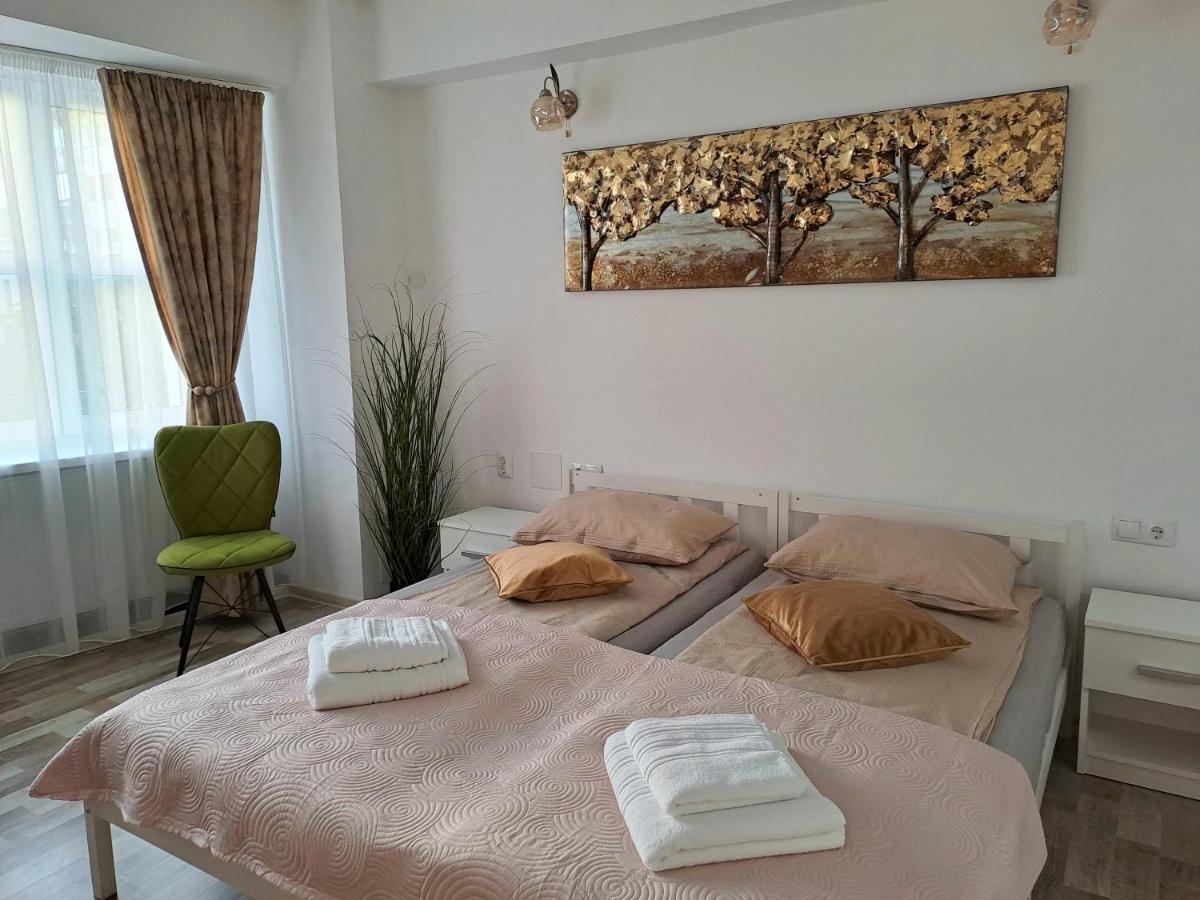 מיירקורה-צ'וק 7 Level Central Apartments מראה חיצוני תמונה