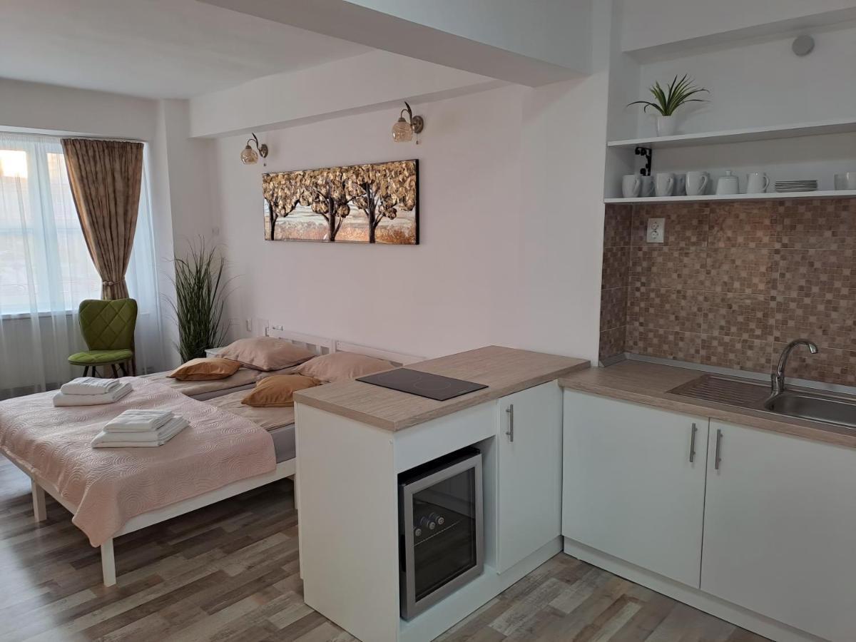 מיירקורה-צ'וק 7 Level Central Apartments מראה חיצוני תמונה